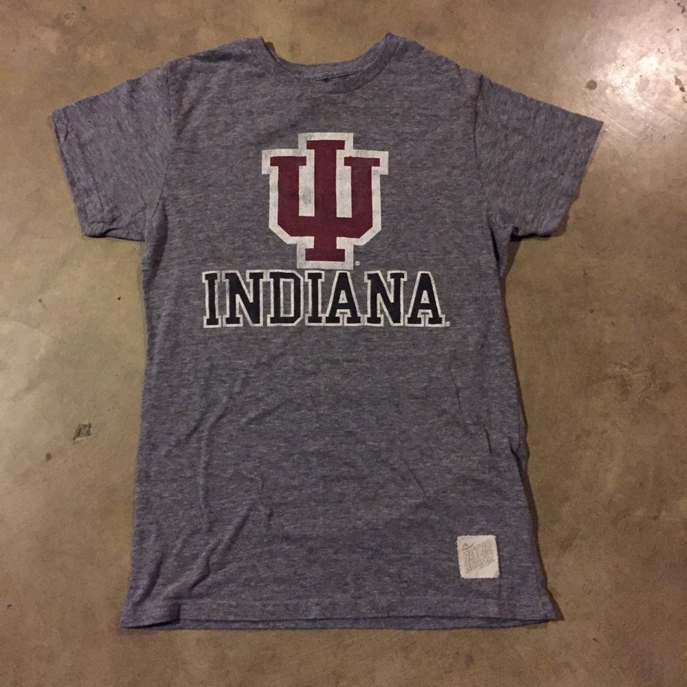 IU T-shirt